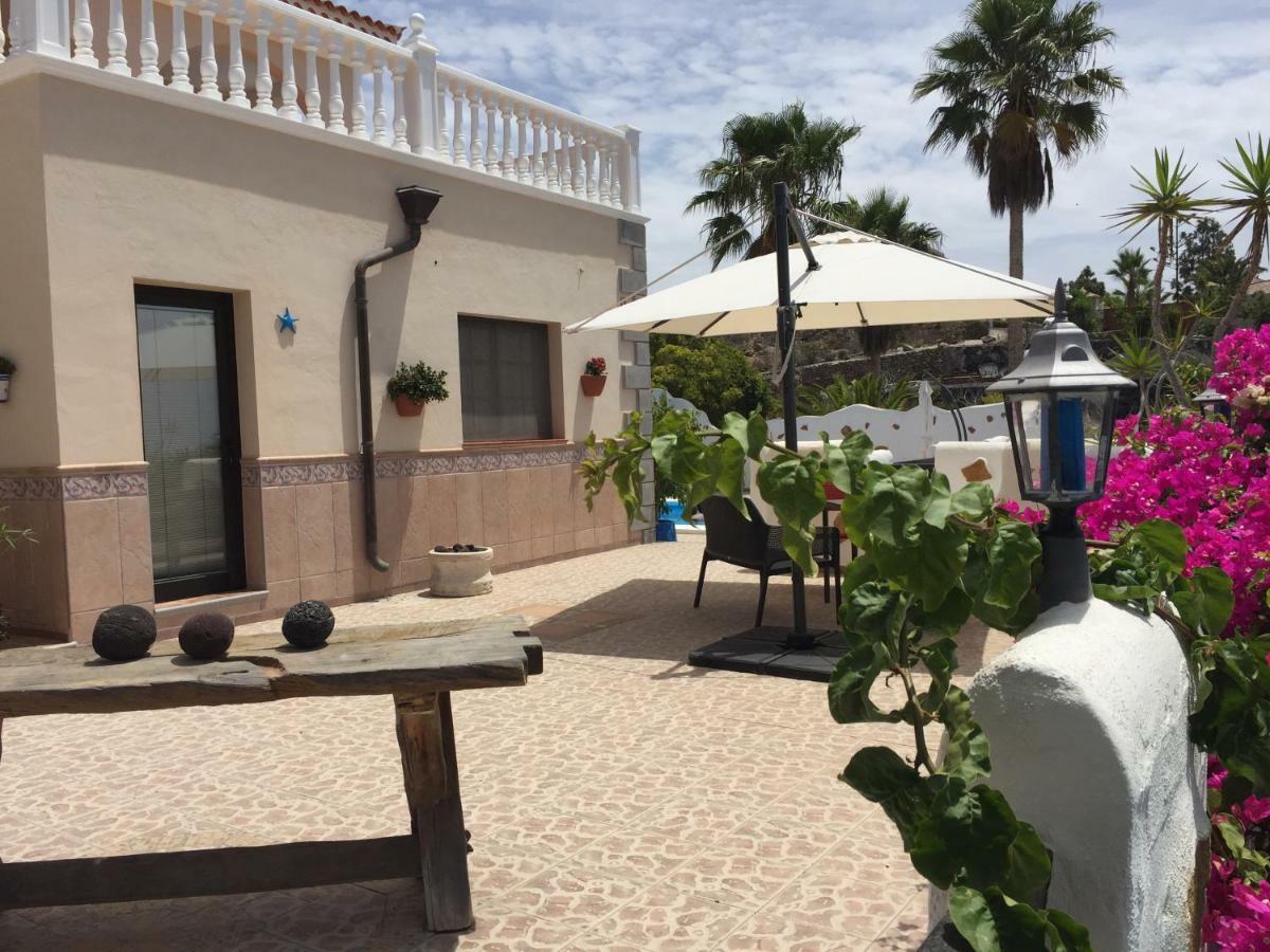 אדחה Casantilvia Heated Pool Paradise מראה חיצוני תמונה